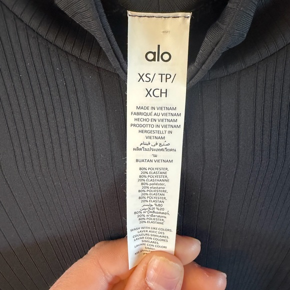 ALO Yoga Run It Back Dress - Picture 4 of 6
